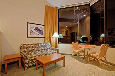 Express & Harbor By Ihg 2*